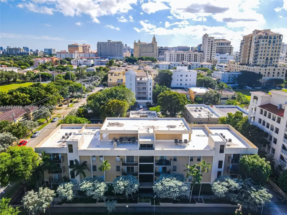 110 Salamanca Ave #403 Coral Gables, FL 33134