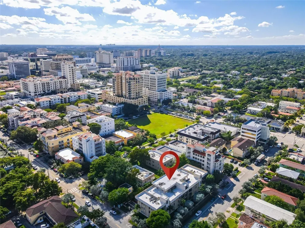 110 Salamanca Ave #403 Coral Gables, FL 33134
