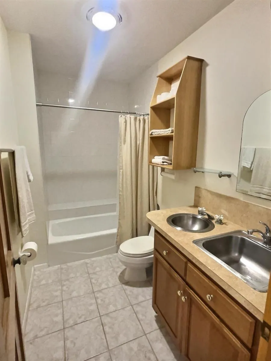 1501 NE 5TH COURT Fort Lauderdale, FL 33301