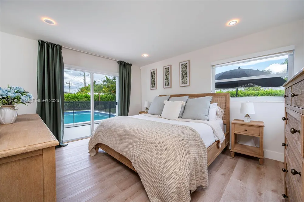 9441 SW 52nd Ter Miami, FL 33165