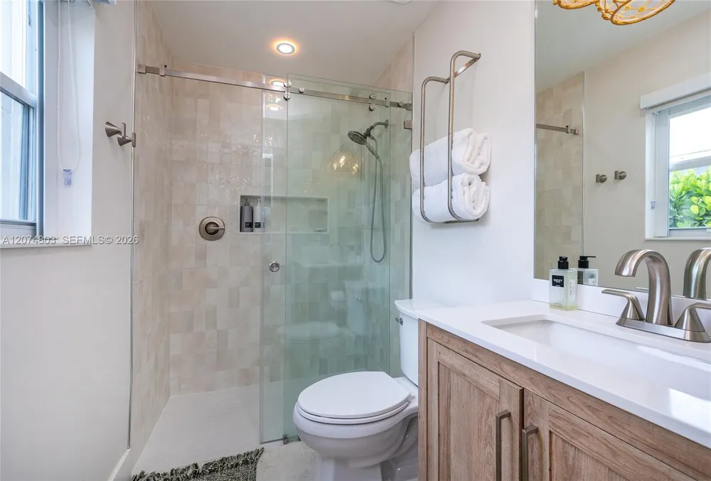 9441 SW 52nd Ter Miami, FL 33165