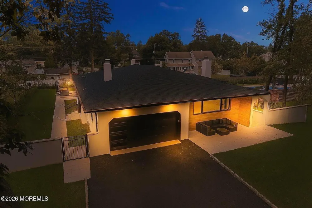 441 Slocum Place Oakhurst, NJ 07755
