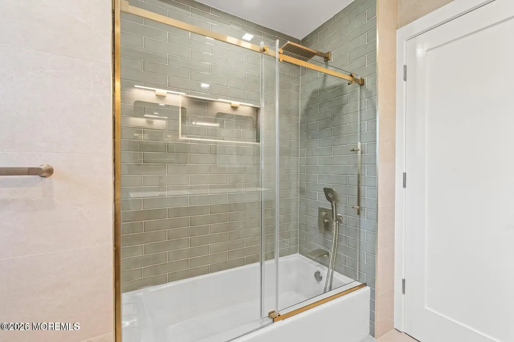 441 Slocum Place Oakhurst, NJ 07755