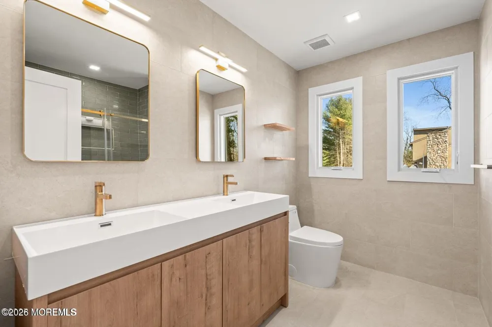 441 Slocum Place Oakhurst, NJ 07755