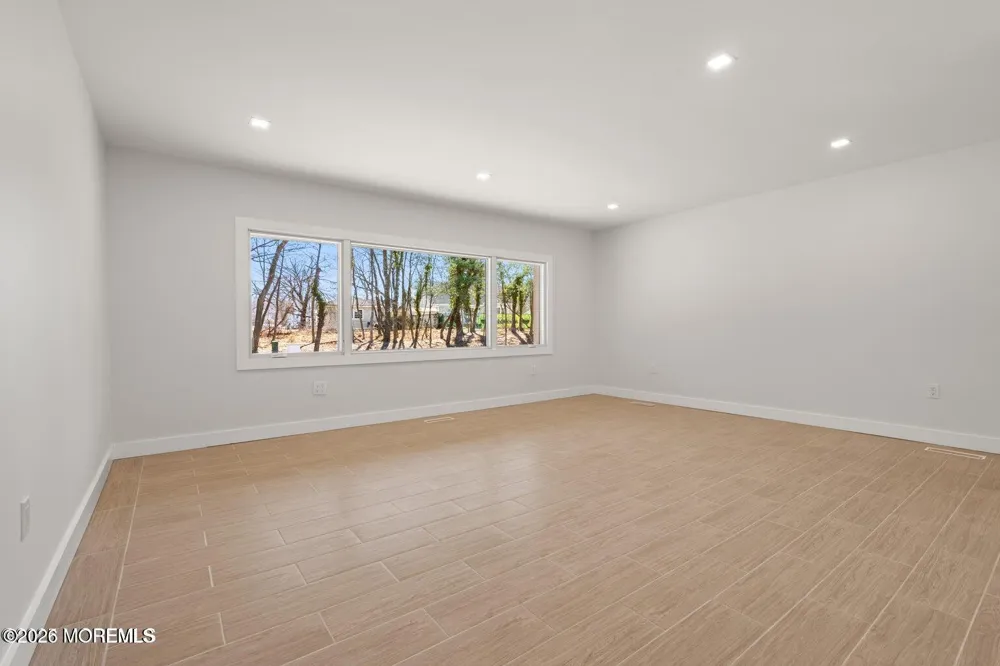 441 Slocum Place Oakhurst, NJ 07755