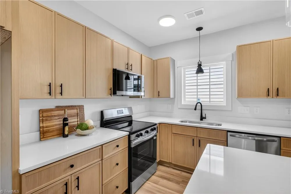2613 High Meadow Drive Asheboro, NC 27205