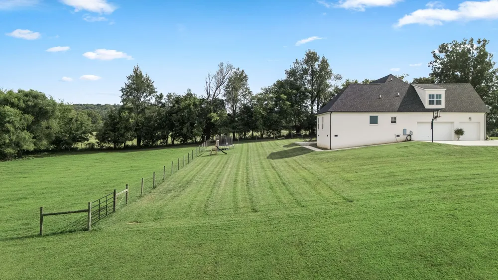 1021 Old Center Church Rd Shelbyville, TN 37160