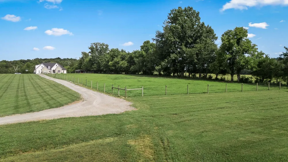 1021 Old Center Church Rd Shelbyville, TN 37160