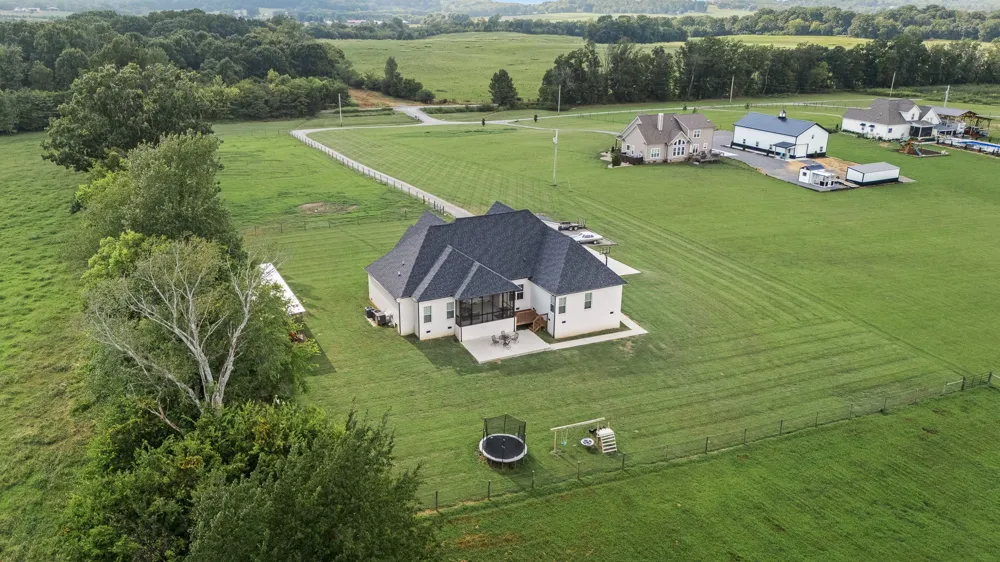 1021 Old Center Church Rd Shelbyville, TN 37160