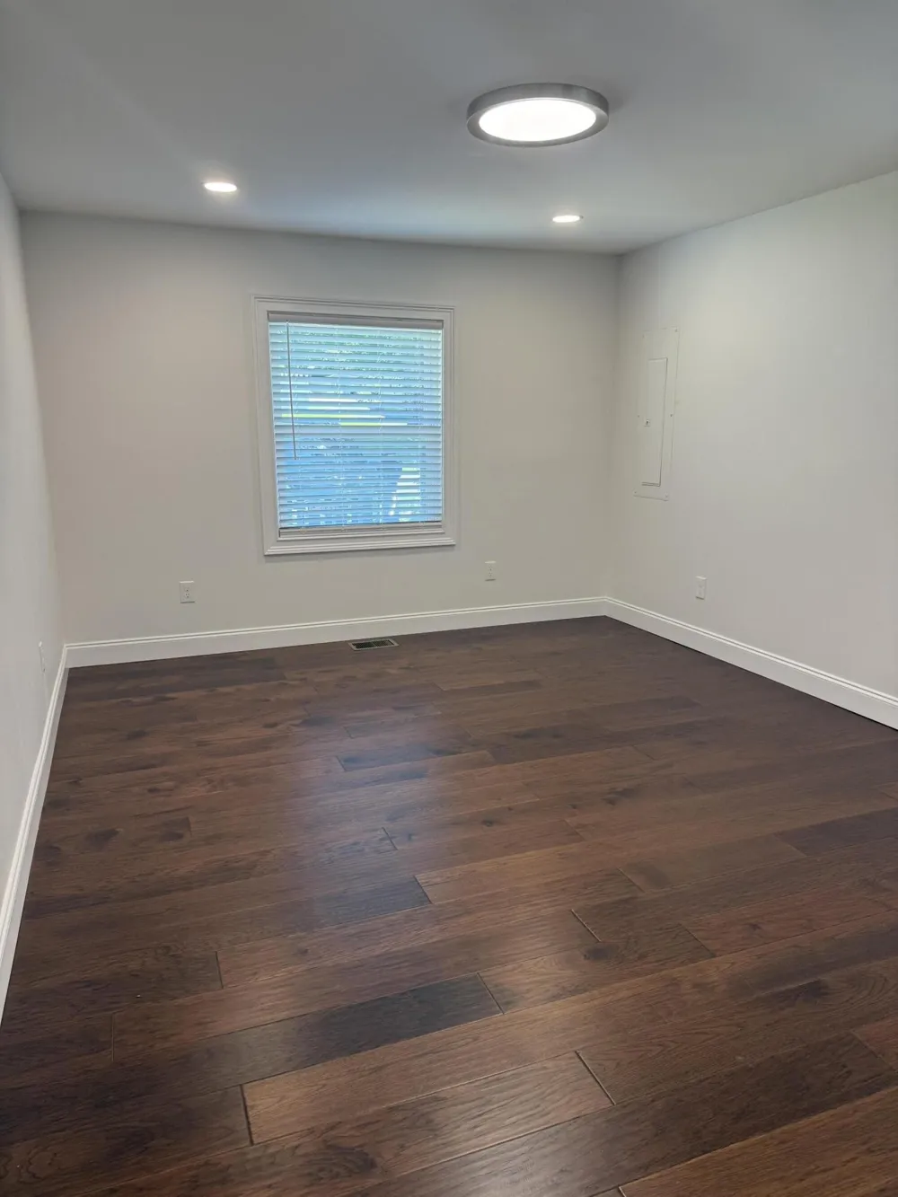 1883 Harle Avenue NW Cleveland, TN 37311
