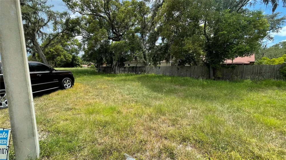 7016 40TH STREET Tampa, FL 33604