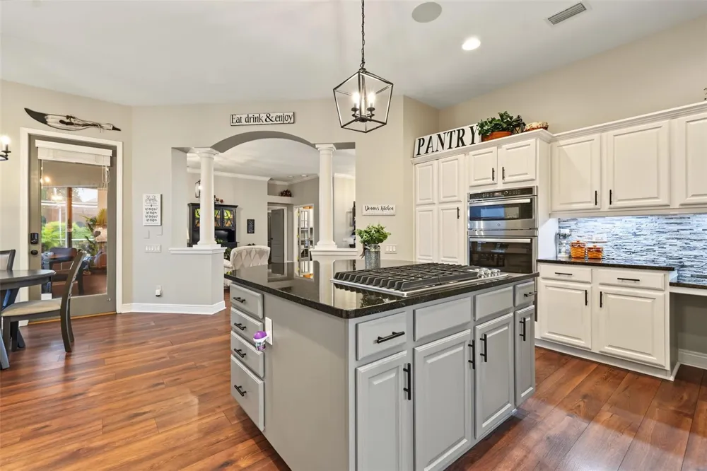 3187 ST MARTIN STREET Tarpon Springs, FL 34688