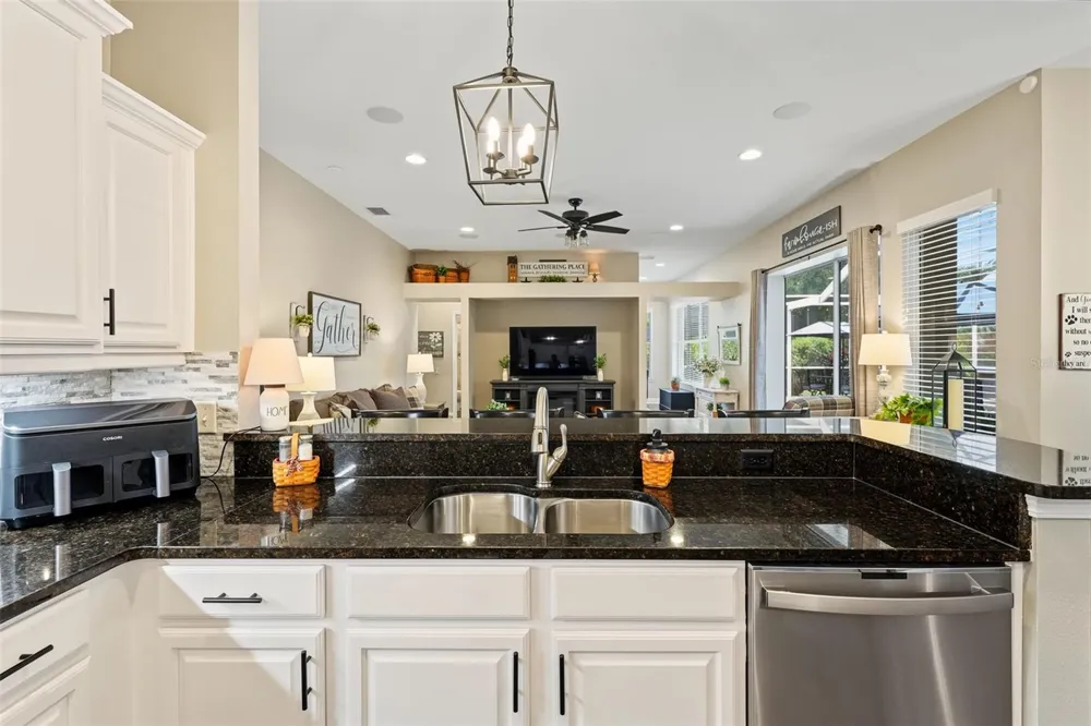 3187 ST MARTIN STREET Tarpon Springs, FL 34688