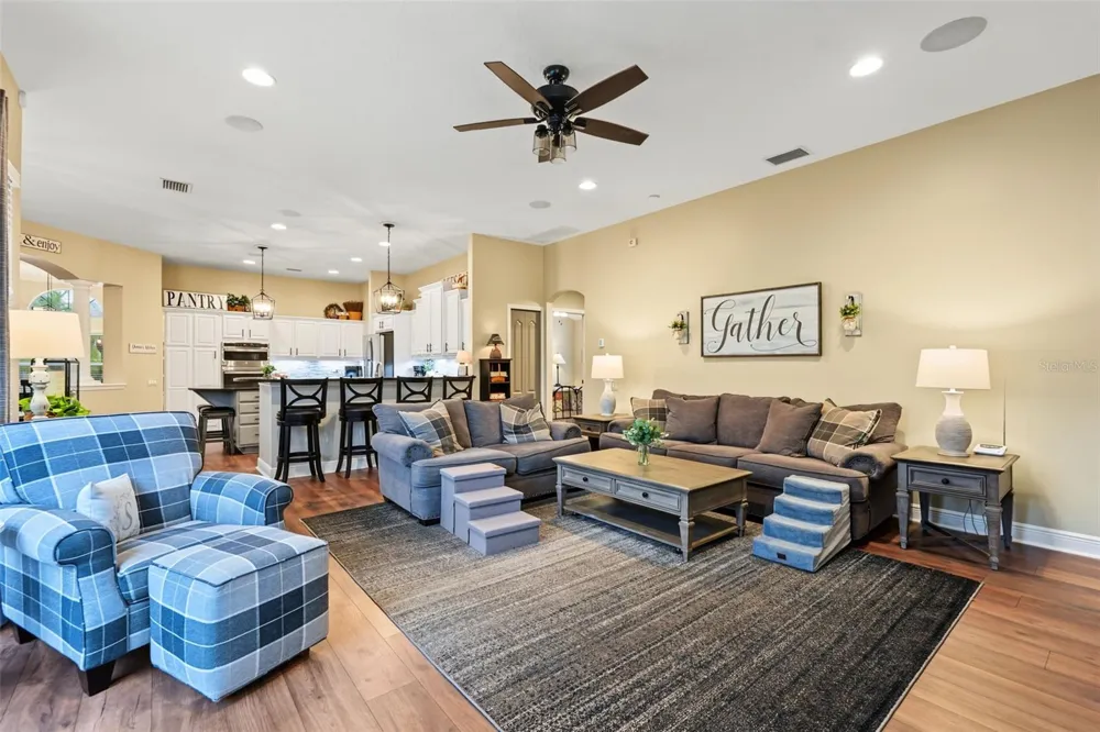 3187 ST MARTIN STREET Tarpon Springs, FL 34688