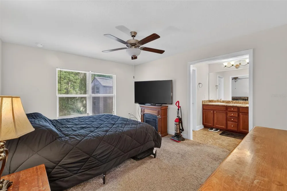 702 CHELSEA AVENUE Fruitland Park, FL 34731