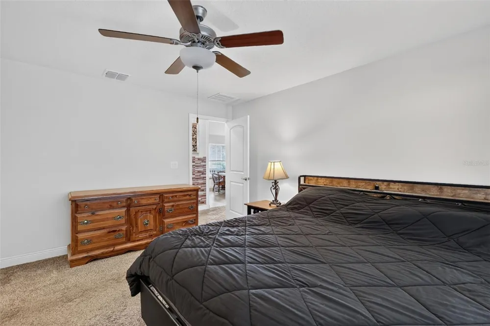 702 CHELSEA AVENUE Fruitland Park, FL 34731