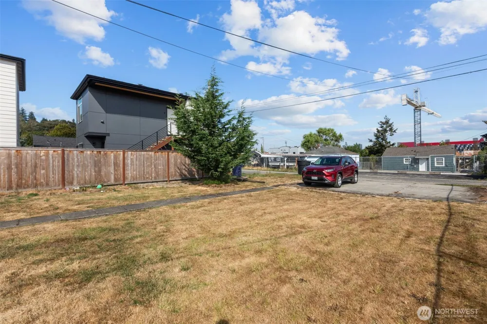 1621 E 32nd Street Tacoma, WA 98404