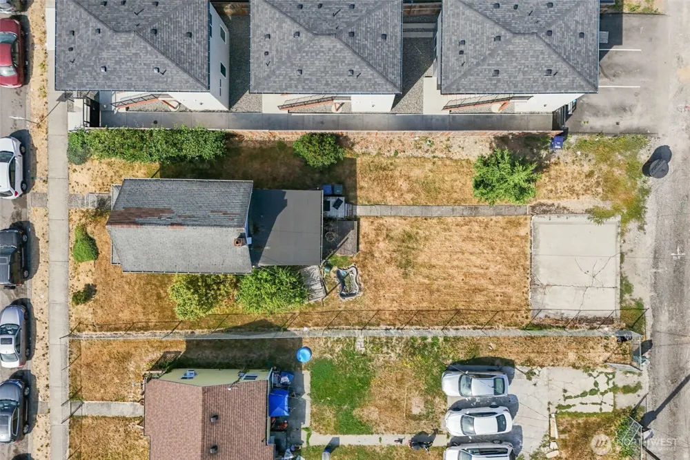 1621 E 32nd Street Tacoma, WA 98404