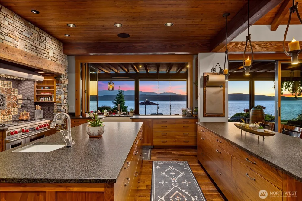 165 NE Kinman Road Poulsbo, WA 98370