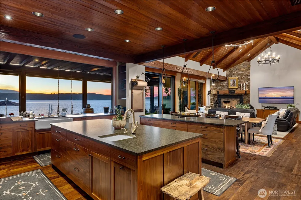 165 NE Kinman Road Poulsbo, WA 98370