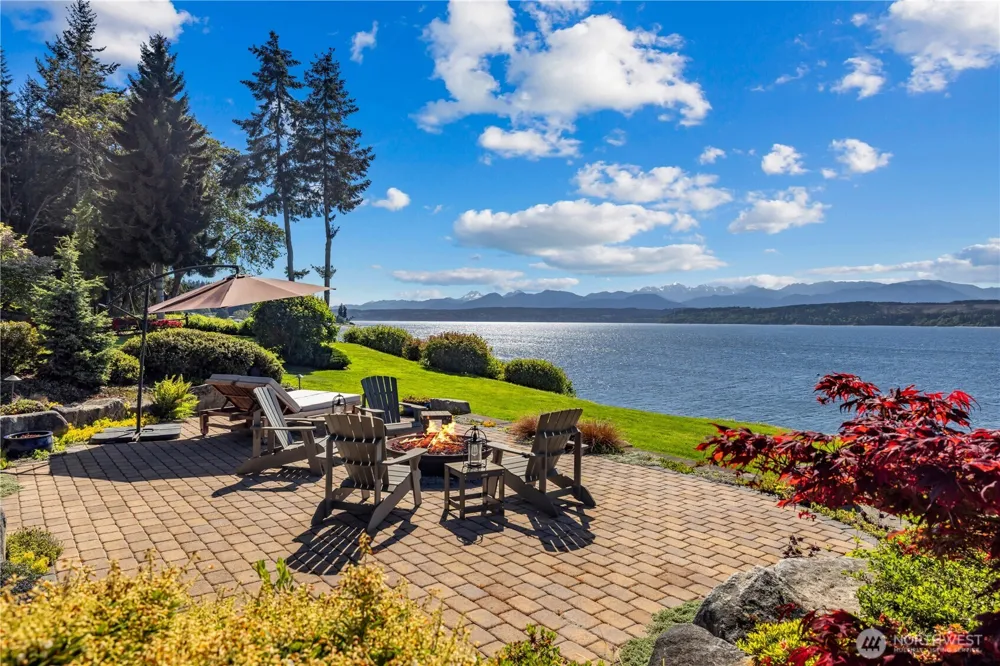 165 NE Kinman Road Poulsbo, WA 98370