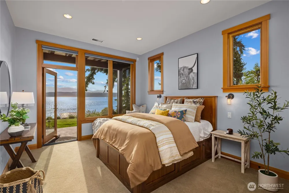165 NE Kinman Road Poulsbo, WA 98370