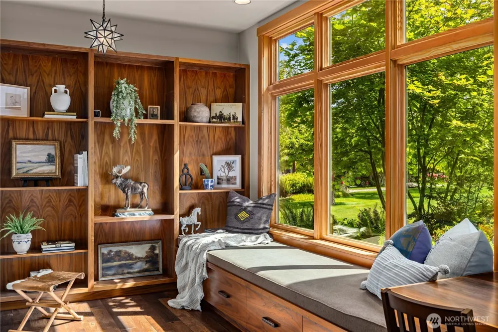 165 NE Kinman Road Poulsbo, WA 98370