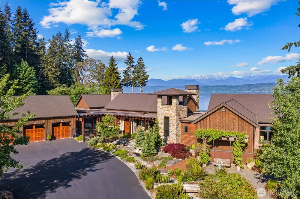 165 NE Kinman Road Poulsbo, WA 98370