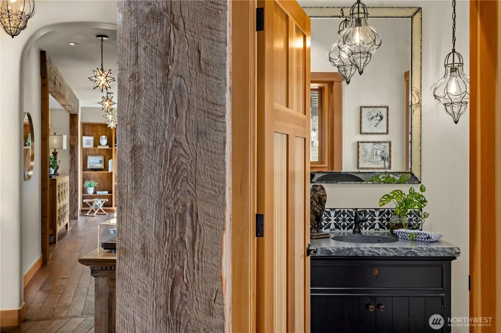 165 NE Kinman Road Poulsbo, WA 98370