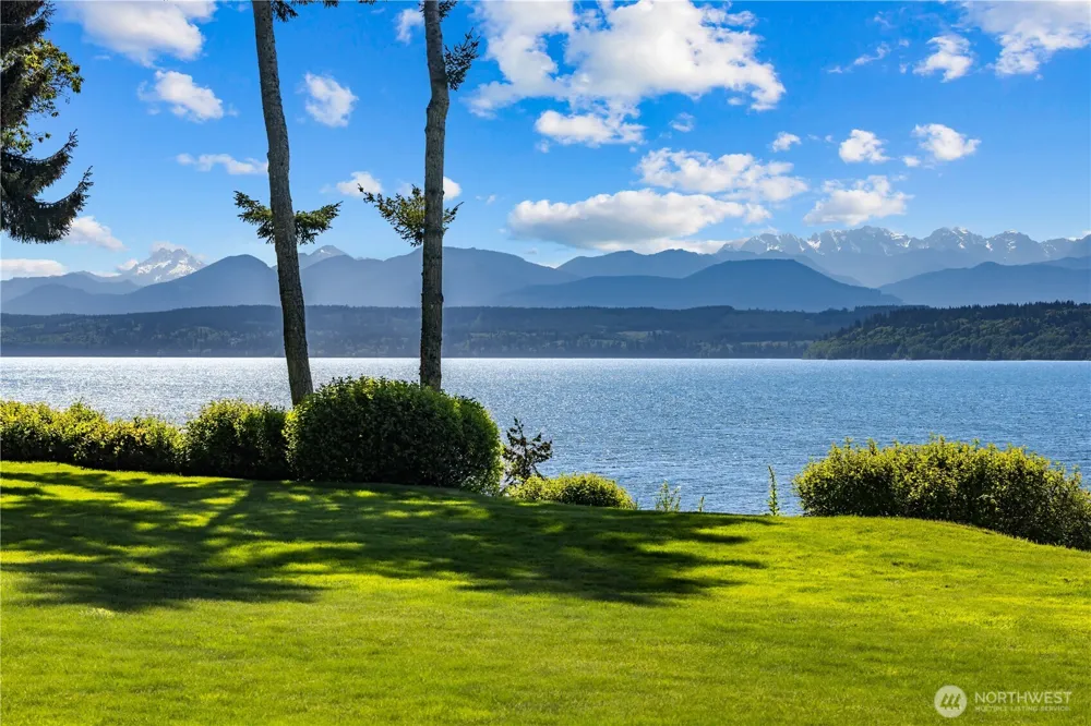 165 NE Kinman Road Poulsbo, WA 98370