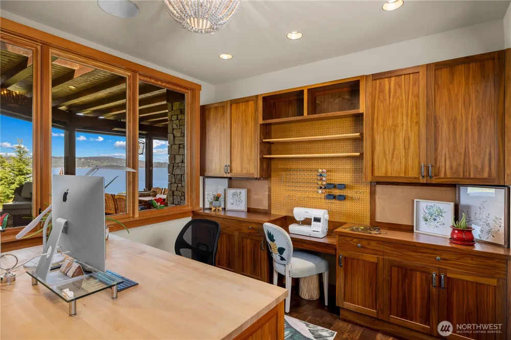 165 NE Kinman Road Poulsbo, WA 98370
