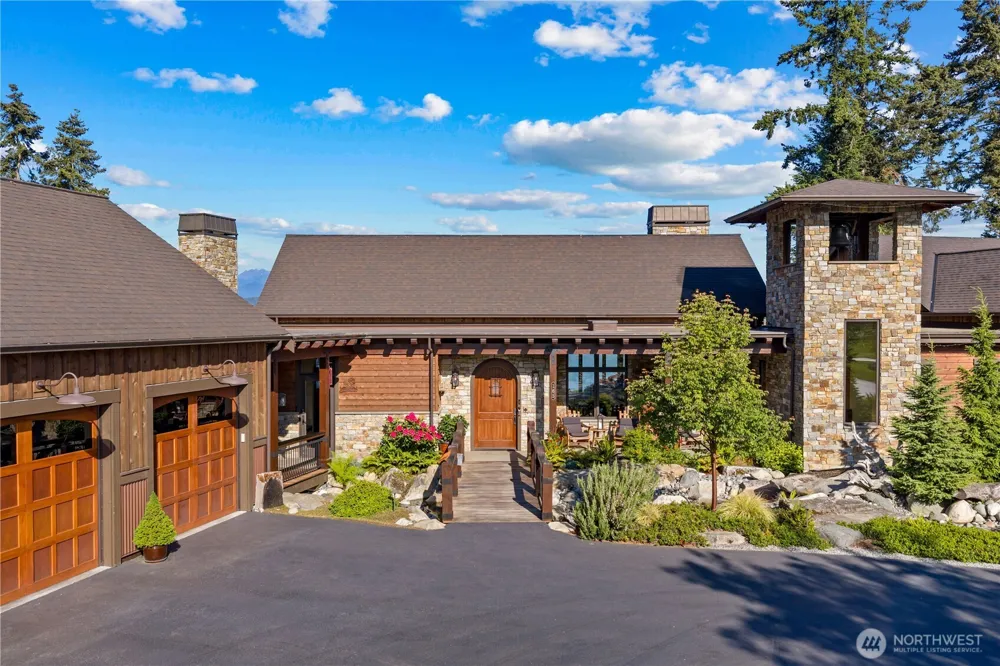 165 NE Kinman Road Poulsbo, WA 98370