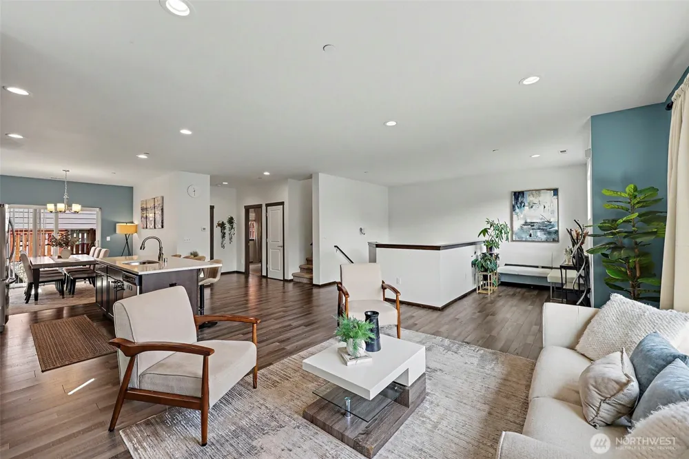 2704 S 120th Place Burien, WA 98168