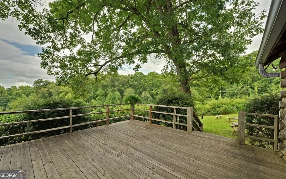 0 Lloyds CV Scaly Mountain, NC 28775