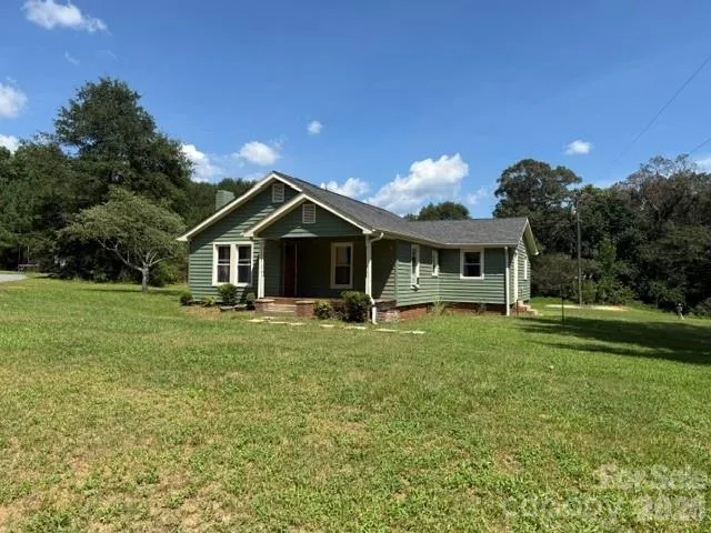 418 We Padgett Road Bostic, NC 28018