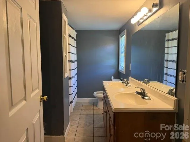 418 We Padgett Road Bostic, NC 28018