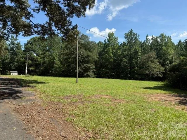 418 We Padgett Road Bostic, NC 28018