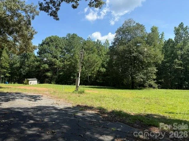 418 We Padgett Road Bostic, NC 28018