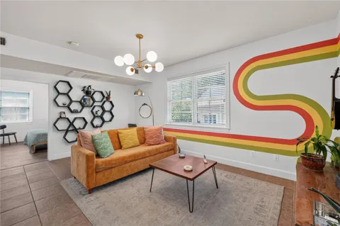 204 Shipley Alley #103