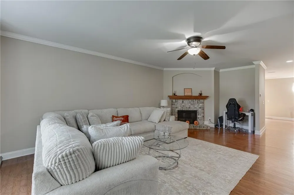 2764 Laurel Valley Trail Buford, GA 30519