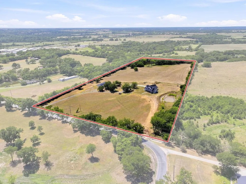 639 Eisenhower Road Denison, TX 75020
