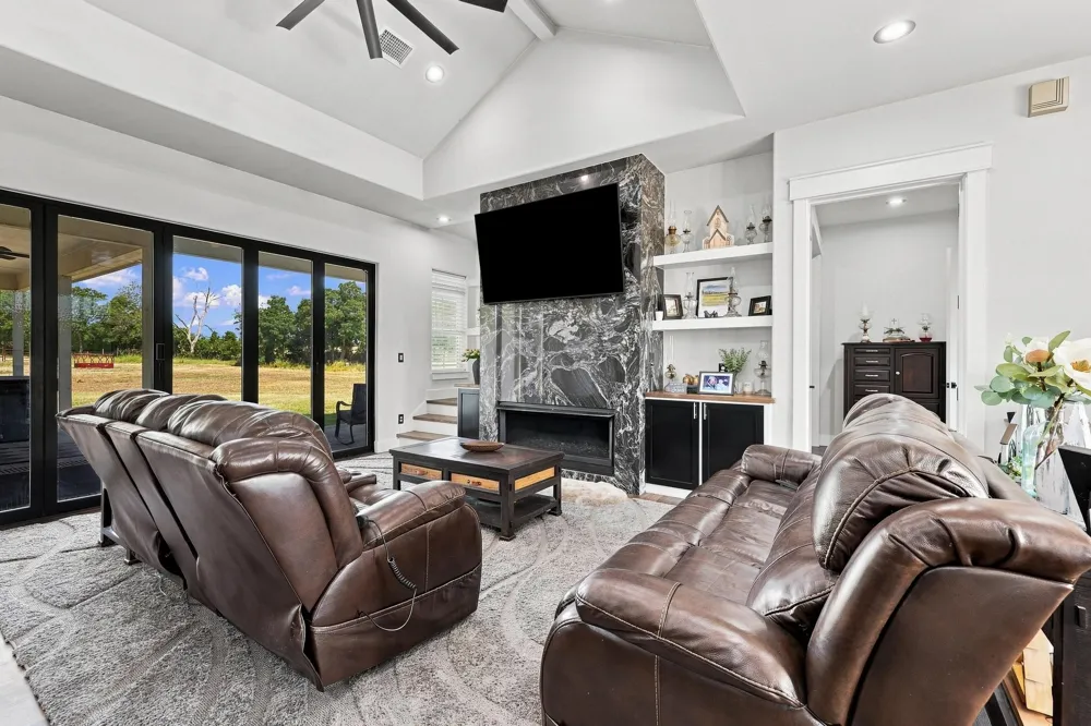 639 Eisenhower Road Denison, TX 75020