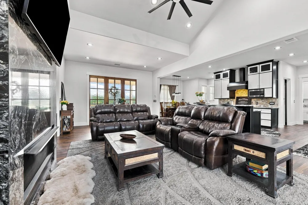 639 Eisenhower Road Denison, TX 75020