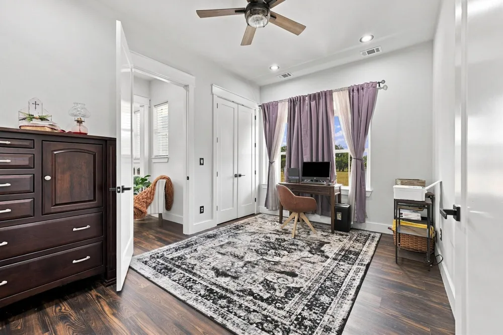 639 Eisenhower Road Denison, TX 75020