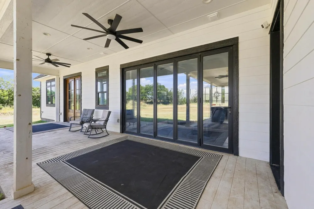639 Eisenhower Road Denison, TX 75020