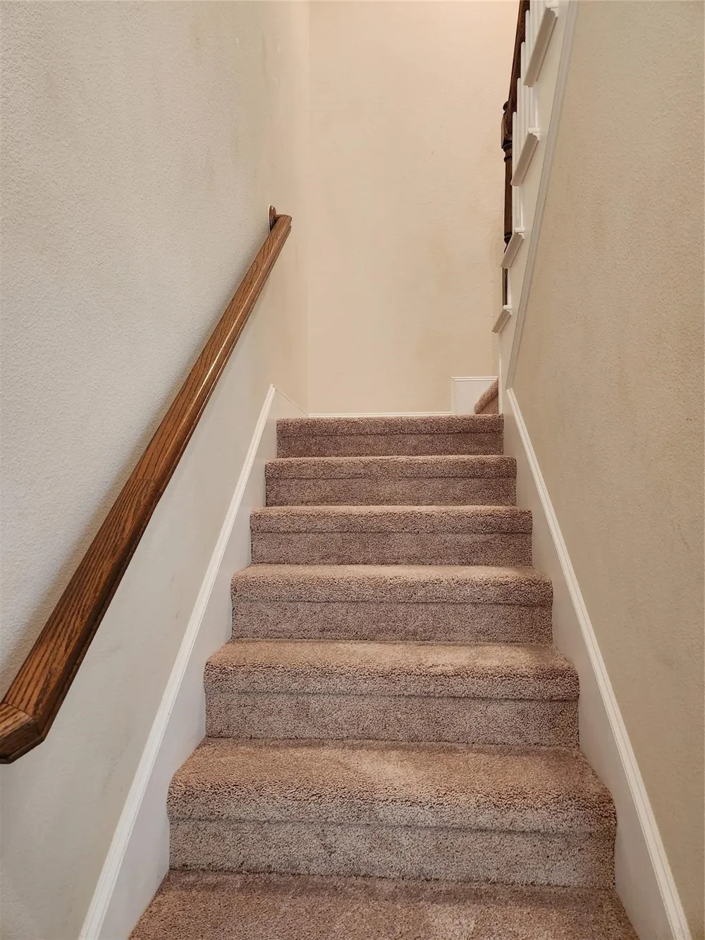 305 Eastland Drive Lewisville, TX 75056
