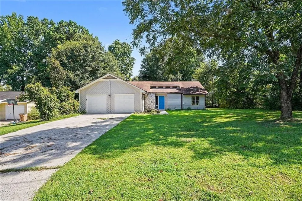 3099 Shoal Creek Court Rex, GA 30273