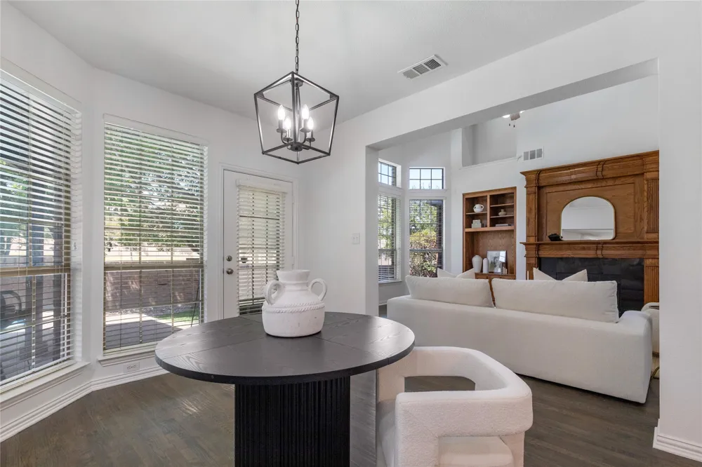 700 Crown Court Keller, TX 76248