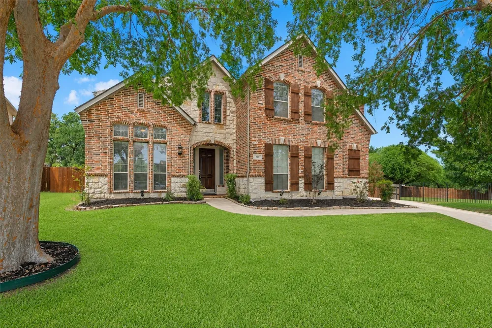 700 Crown Court Keller, TX 76248