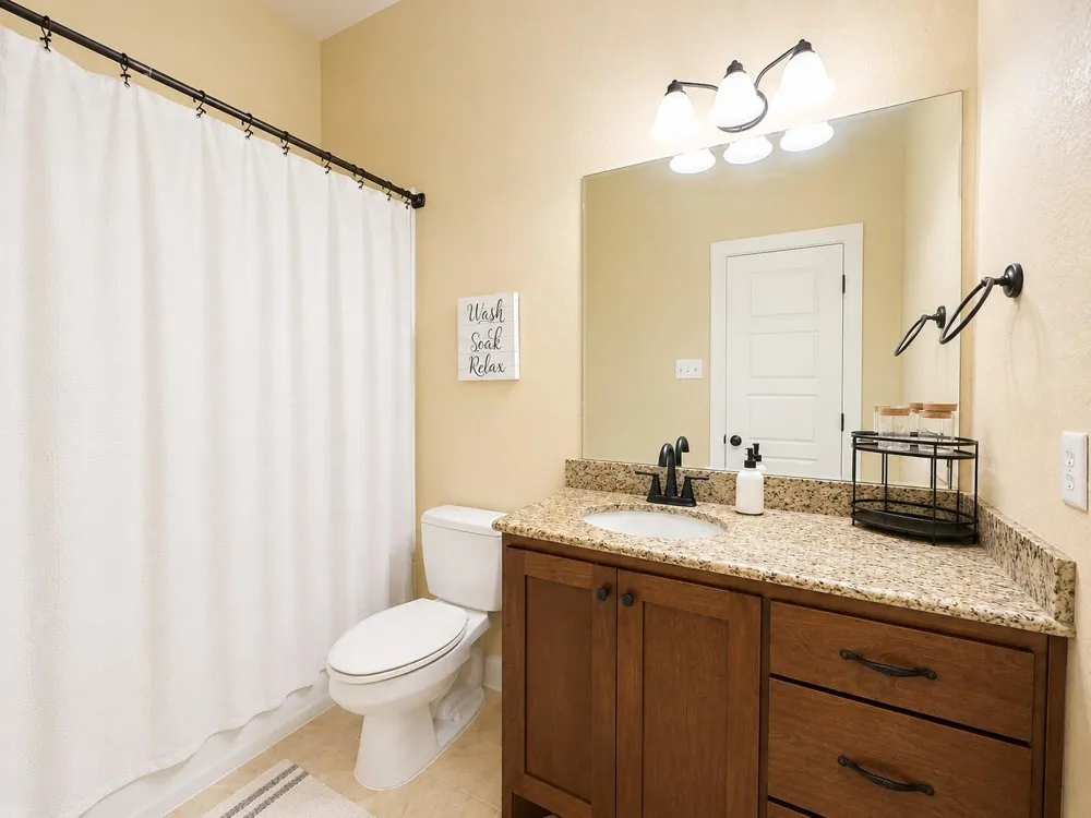 10812 Commonwealth Drive Iola, TX 77861